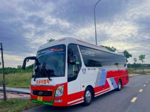 Dịch vụ cho thuê xe 29 chỗ -4